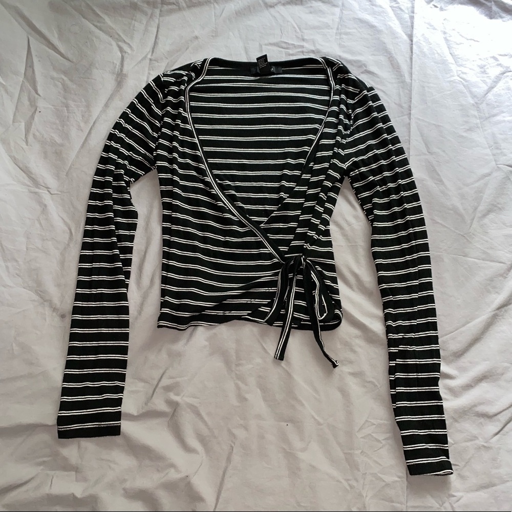 Tie Top